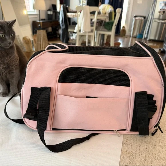 Pink Collapsible Pet Carrier 4 Cats w pockets and mesh vents removable cushion - Picture 10 of 13